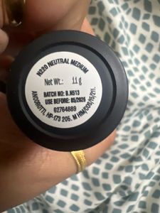 Lakme Foundation Concealer Stick- Neutral Medium