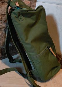 VIP Wander 01 - 19 Ltrs Green Casual Backpack