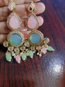 A Beautiful Polki  Earings &amp; Mangtika Set