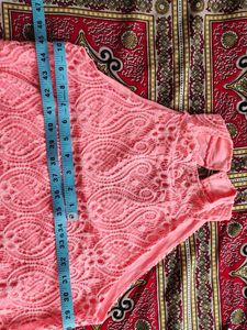 Elegant Lace Sleeveless Top