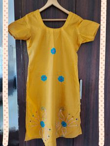 Cute Yellow Embroidered Kurta With Light Stonework| Bust 38 | Length 40