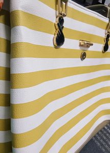 CUTE  BTS HEART STRIPED SHOULDER PURSE🫰🏻
