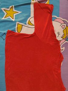 red short length tshirt oversized