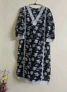 Beautiful White And Black Kurti