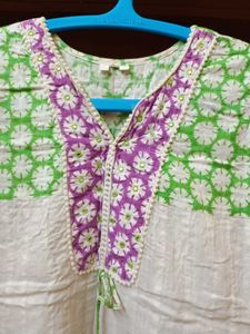 White Anarkali Kurti With Pop
