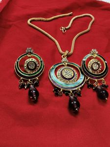 Elegant Necklace &amp; Earring Set