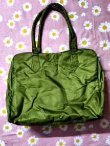 Green Shoulderbag