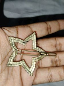 Star Rhinestone Hair Clip
