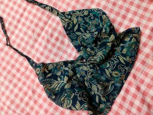 backless traditional top