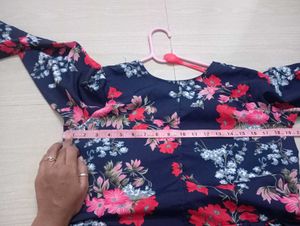 Floral Print Dress front cut design