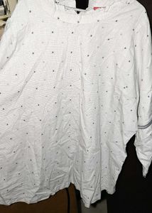 Polka Dotz – Off-White WLS Top with Back Buttons (