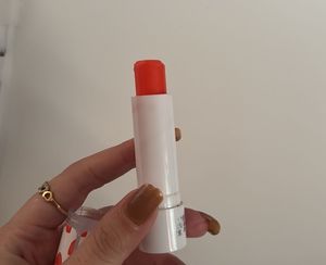 Zudio Cranberry Lip Balm