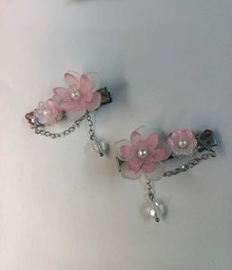 ✨ Soft Pink Floral Hair Clips with Chain and Beads
