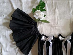 Off Shoulder Cotteque Top