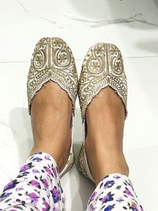 Punjabi Jutti