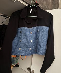 Black &amp; blue denim cropped shirt