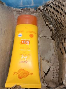 best condition earphone with suncream