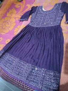 Elegant Women's Ethnic Outfit Set