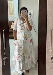 Floral Embroidered Kurta