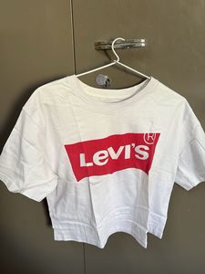 Levi's Graphic Tee