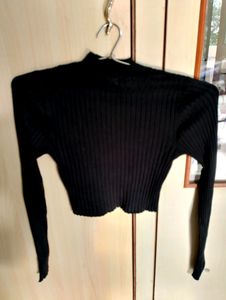 Black Ribbed Crop Top.