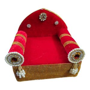 Laddu Gopal Singhasan