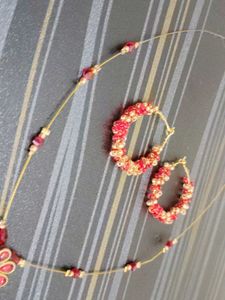 Red &amp; Gold Jewelry Set Freebies Also