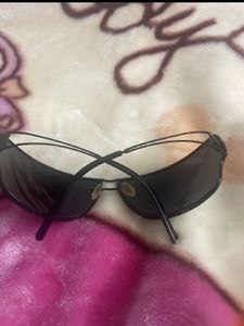 Sleek Black Sunglasses