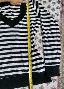 V-neck Women Full Sleeves T-shirt