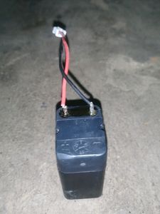 4 Volt DC Battery