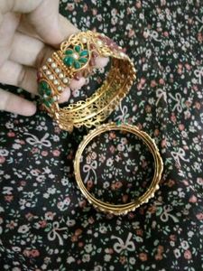 Pretty Pretty Bangles💃