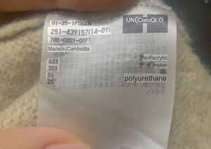 UNIQLO Sweater