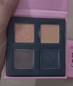 Eyeshadow Palette 🎨