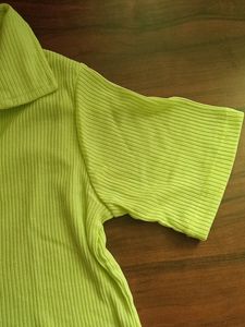 Collar Crop Tee- Lime