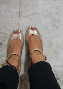 Haute Curry Golden Peeptoe Heels