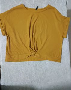 Ribbed Knot Front Top
