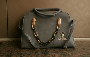 Stylish Handbag ✨