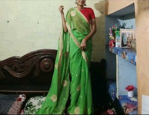 wedding wear beautiful 😍 saree