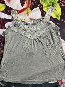 X-Meeting Paris Lace Trim Tank