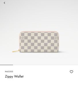 Louis Vuitton Damier Purse