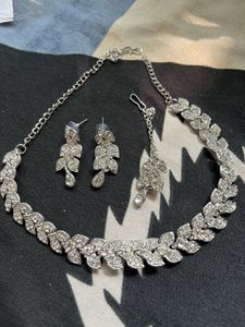 Elegant Dimond Jewelry Set