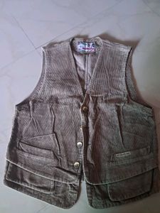 "Men’s Brown Corduroy Vest with Pockets – Casual V