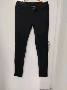 Black Skinny Jeans