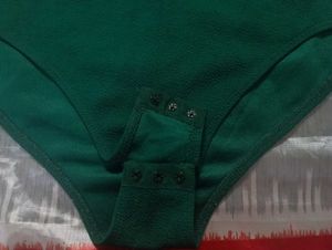 SHEIN  💚 Plus Mock Neck Frill Shoulder Bodys