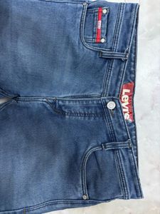 Levi&#39;s 517 Bootcut Jeans