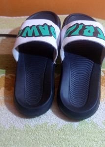 Stylish Green &amp; Black Slides