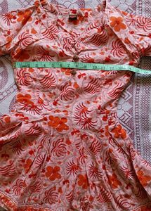 Women Short Kurta On Jeans