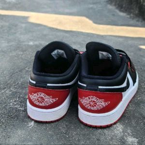 Nike Air Jordan 1 Low Bred Toe 2.0 Sneakers
