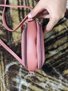 Cute Pink Crossbody Bag Offer (FREE NECKLACE)