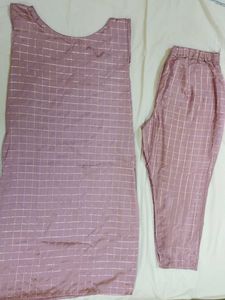 **Elegant Kurta Set | Size M (Fits Up to L)**🌸